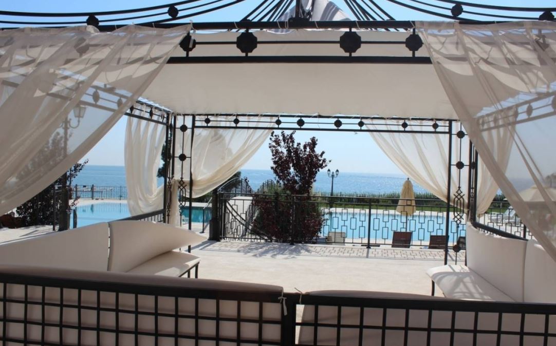 Two-bedroom apartment 50 meters from the beach in Ravda – modern building, comfort, and excellent location