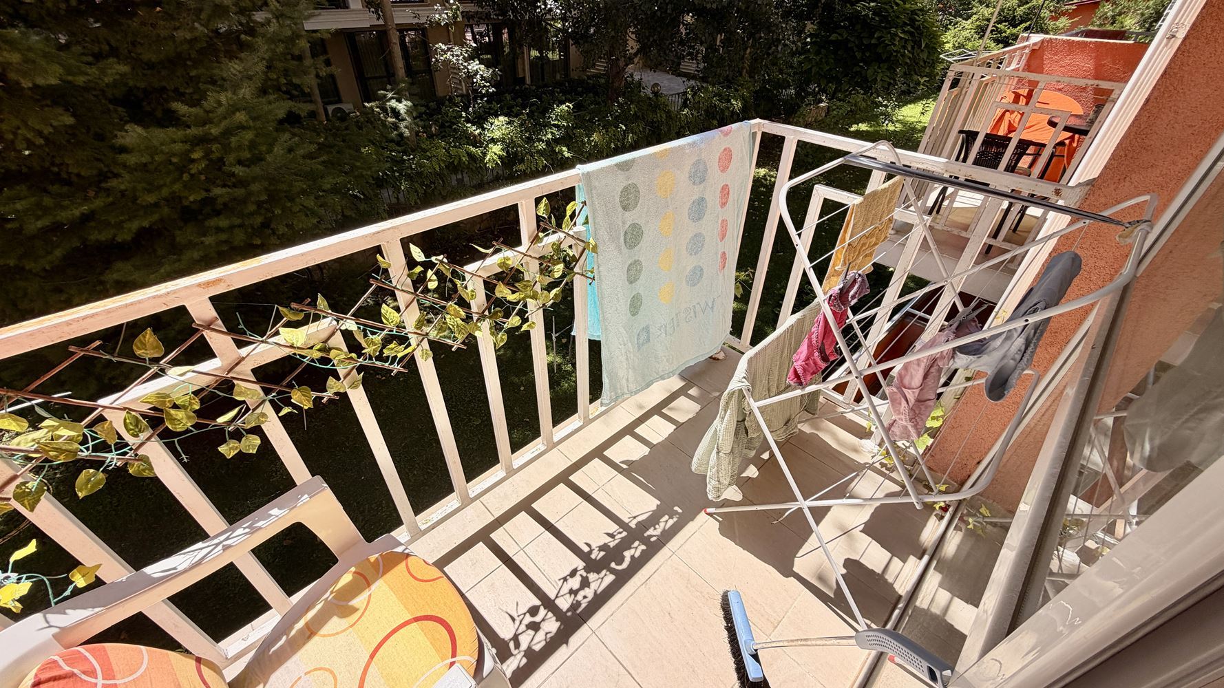 Cozy One-Bedroom Apartment with Pool View in a Quiet Area of Sunny Beach