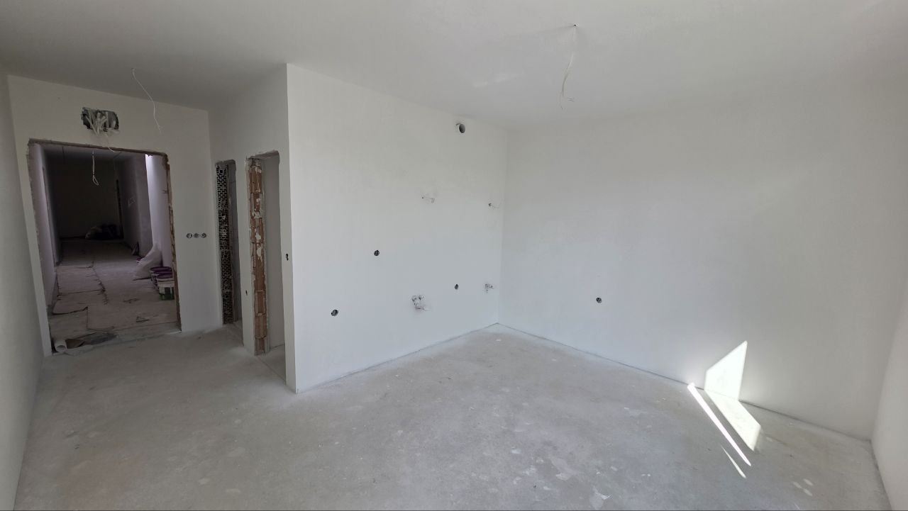 Modern studio in a new building – excellent location and no maintenance fee