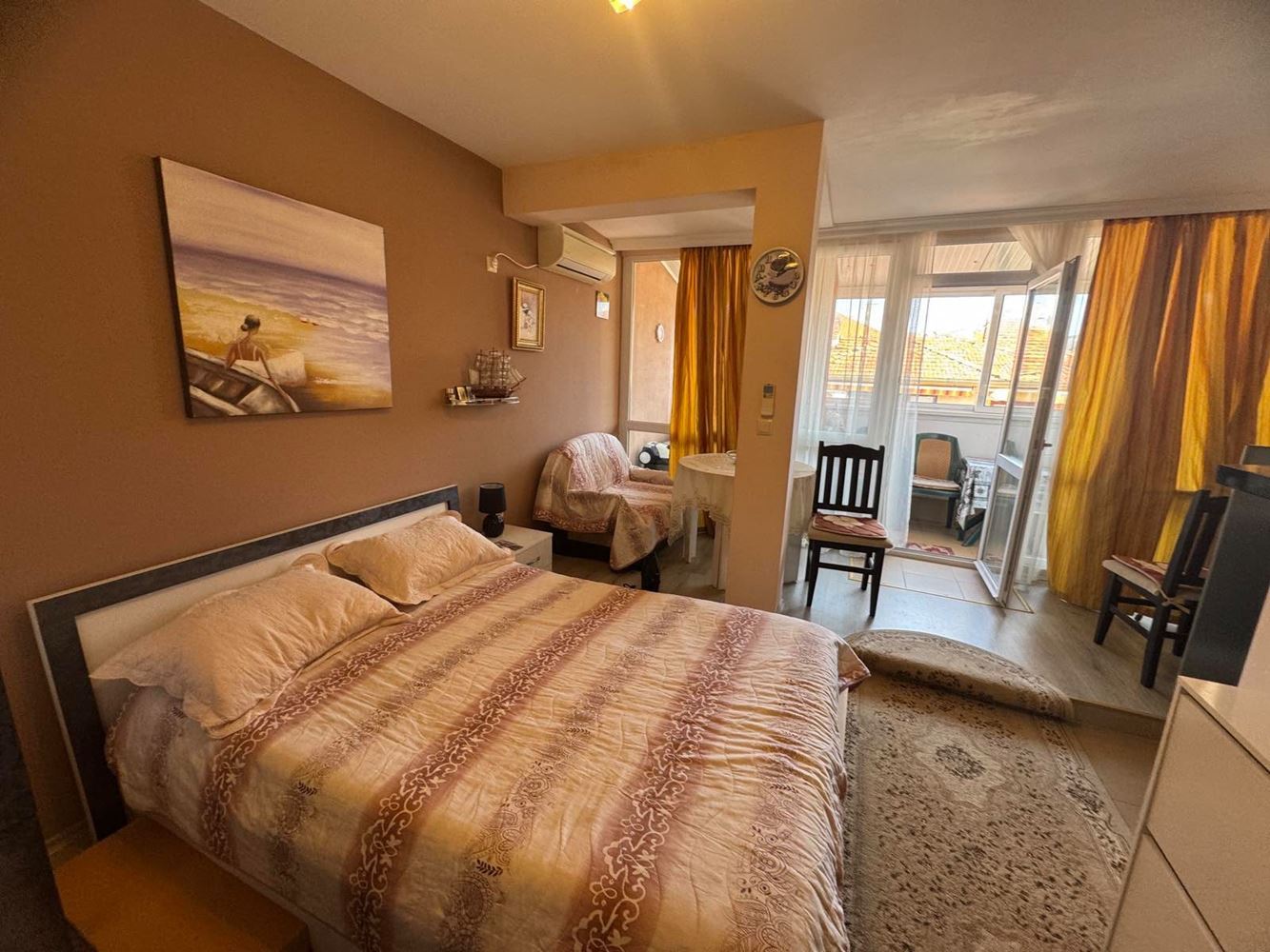Cozy studio in the heart of the Old Town of Pomorie – only 300 m from the sea