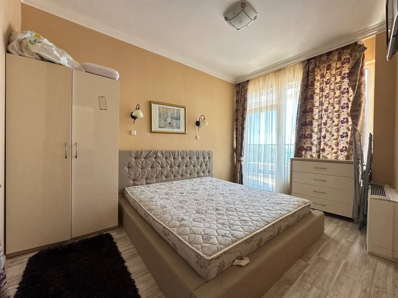 Spacious Apartment with Sea View on the First Line in Pomorie – Holiday Property with the Feeling of a Luxury Resort