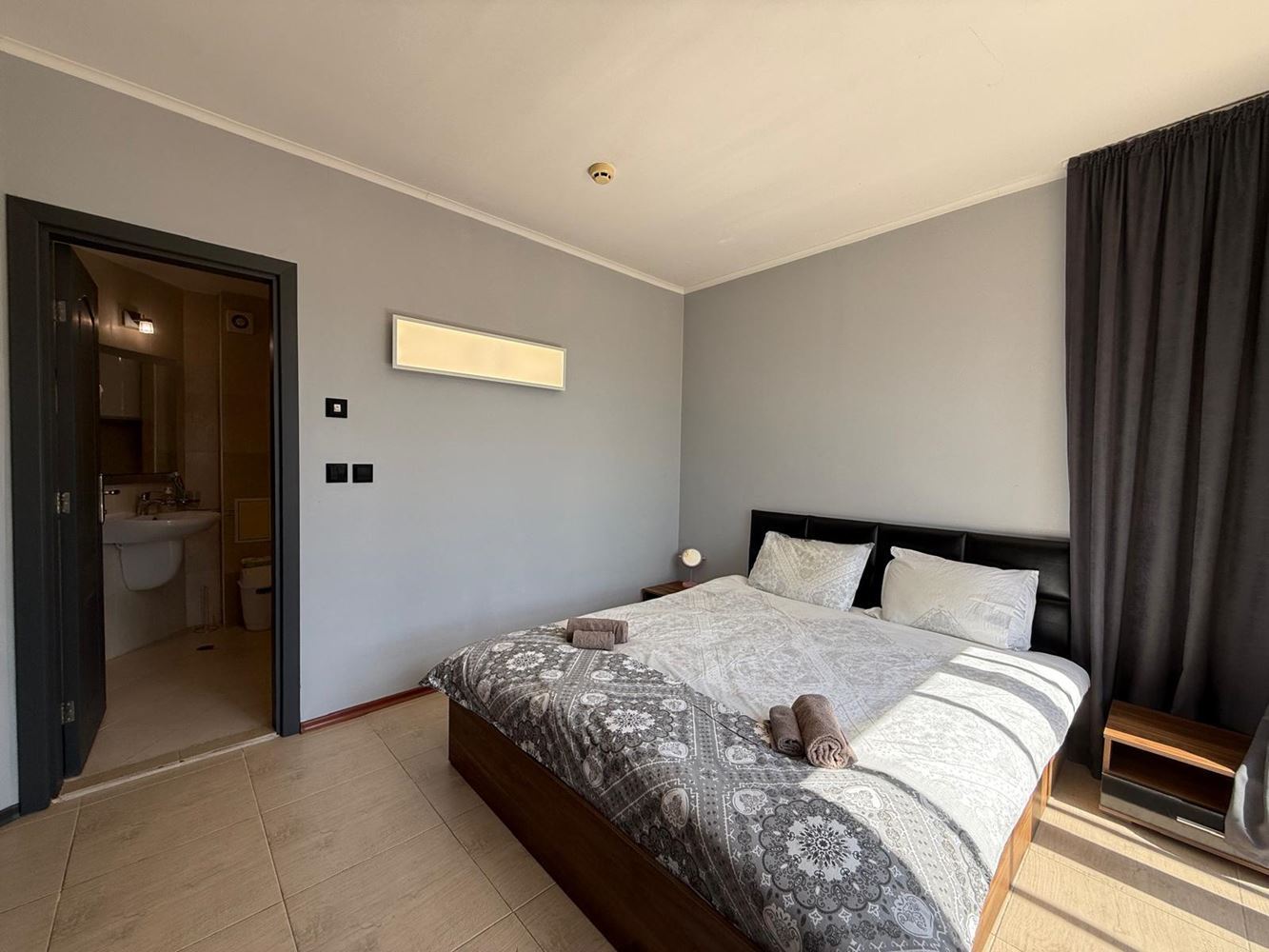 Spacious Apartment with Two Bedrooms and a Beautiful View in a Peaceful Complex near Sunny Beach
