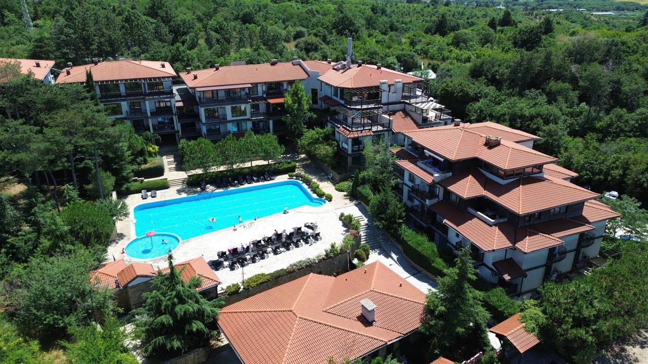 One-bedroom apartment in a prestigious complex near Sozopol – comfort, tranquillity and an excellent investment