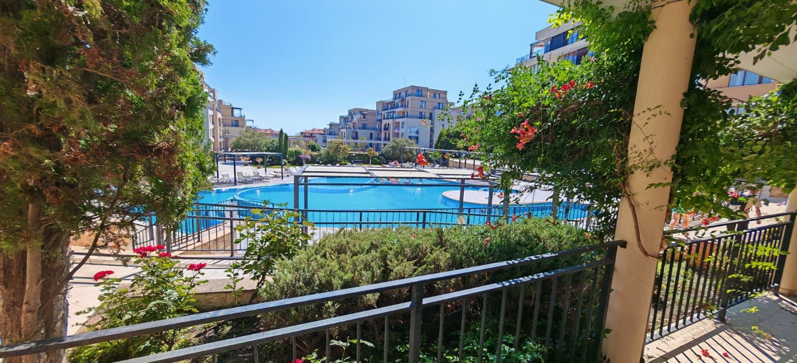 Excellent Opportunity in Sveti Vlas – Furnished One-Bedroom Spacious Apartment Close to the Beach