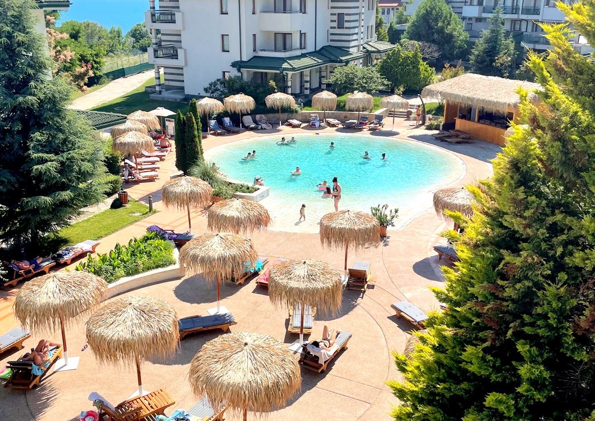 One-bedroom apartment on the first sea line in Ravda – luxury, nature, and impressive pool view