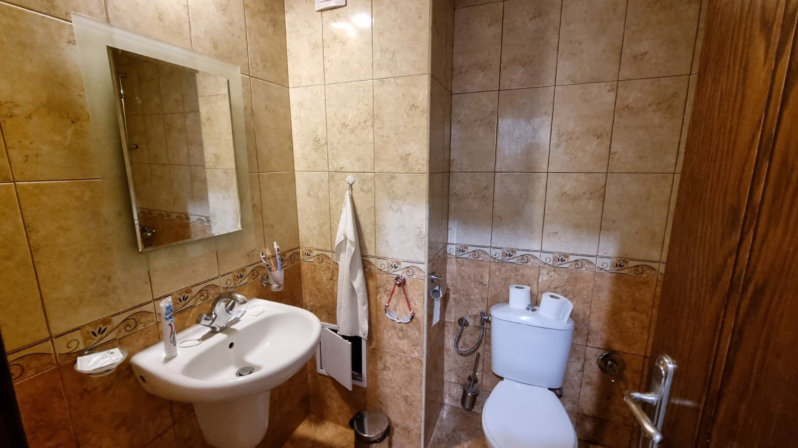 First line to Butamyata Beach! Furnished one-bedroom apartment with partial sea view in Sinemorets