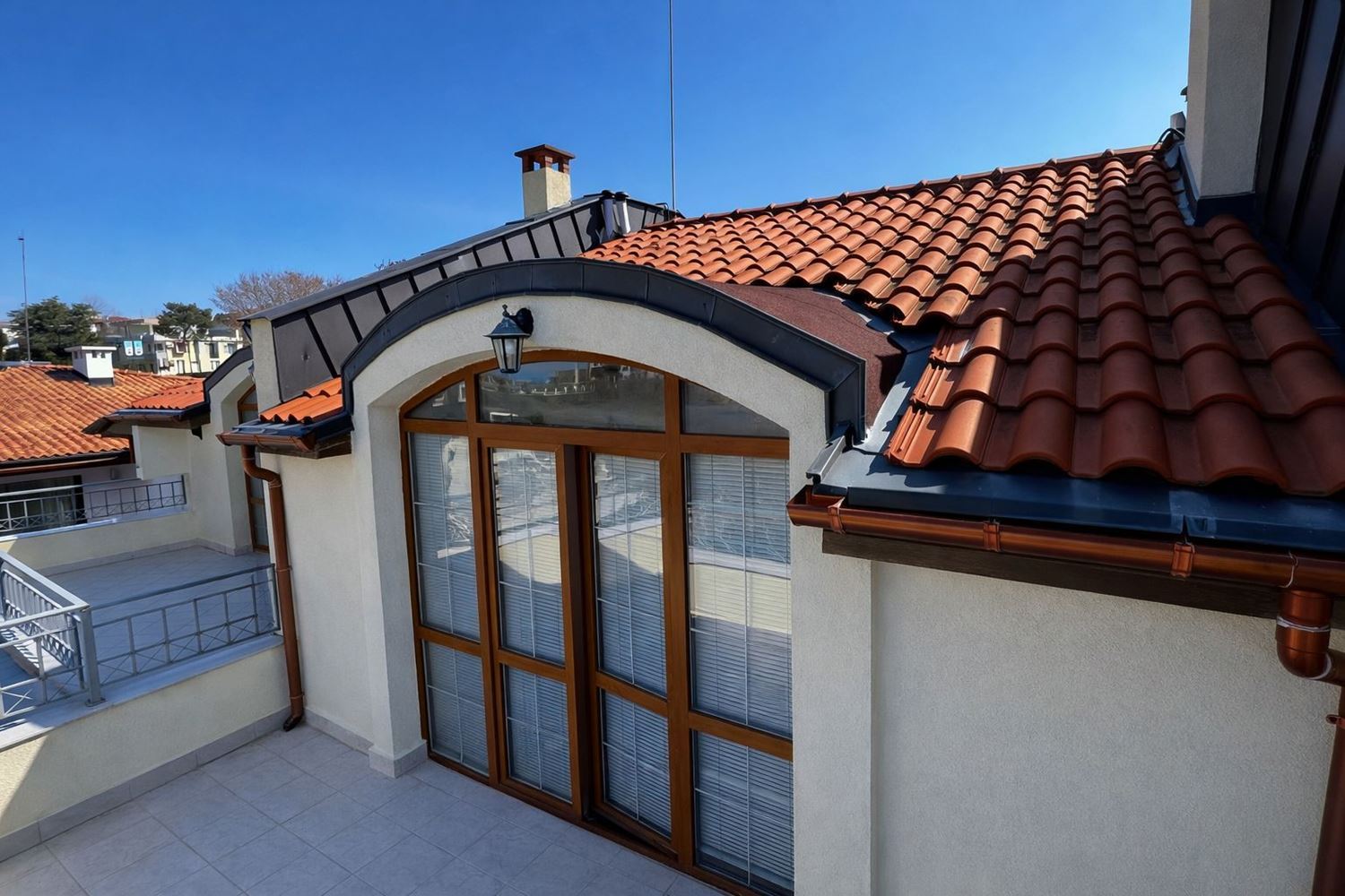 Maisonette on the first line to the sea in Sozopol with panoramic views and a boutique location