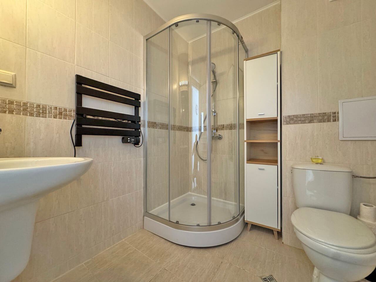 One-Bedroom Apartment in a Quiet and Green Complex in Sunny Beach