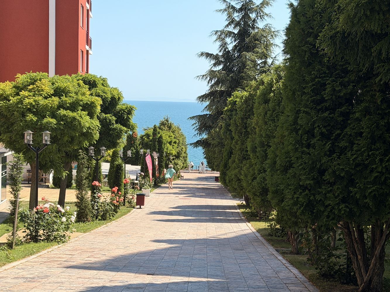 Absolute First Line in Sveti Vlas! Spacious One-Bedroom Apartment with Beautiful Sea View