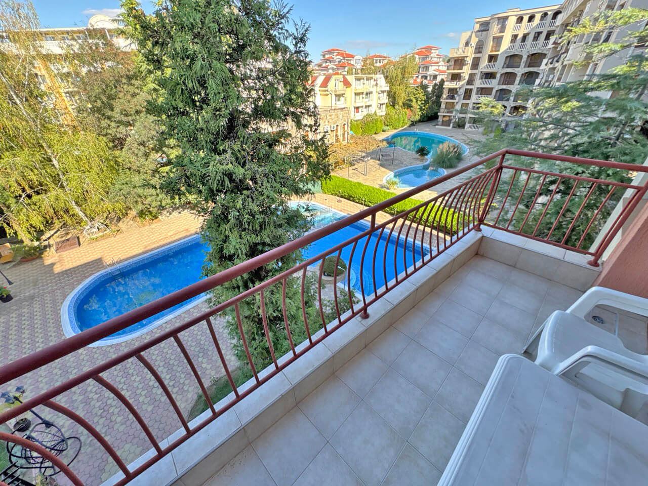 Furnished Apartment with Pool View in a Peaceful Green Area in Sunny Beach