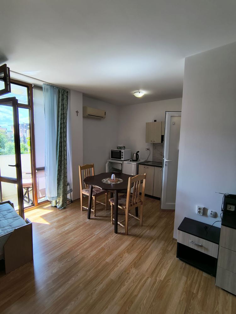 Studio Apartment in Ravda with Swimming Pool and Parking Spaces – Comfortable Seaside Property at an Affordable Price