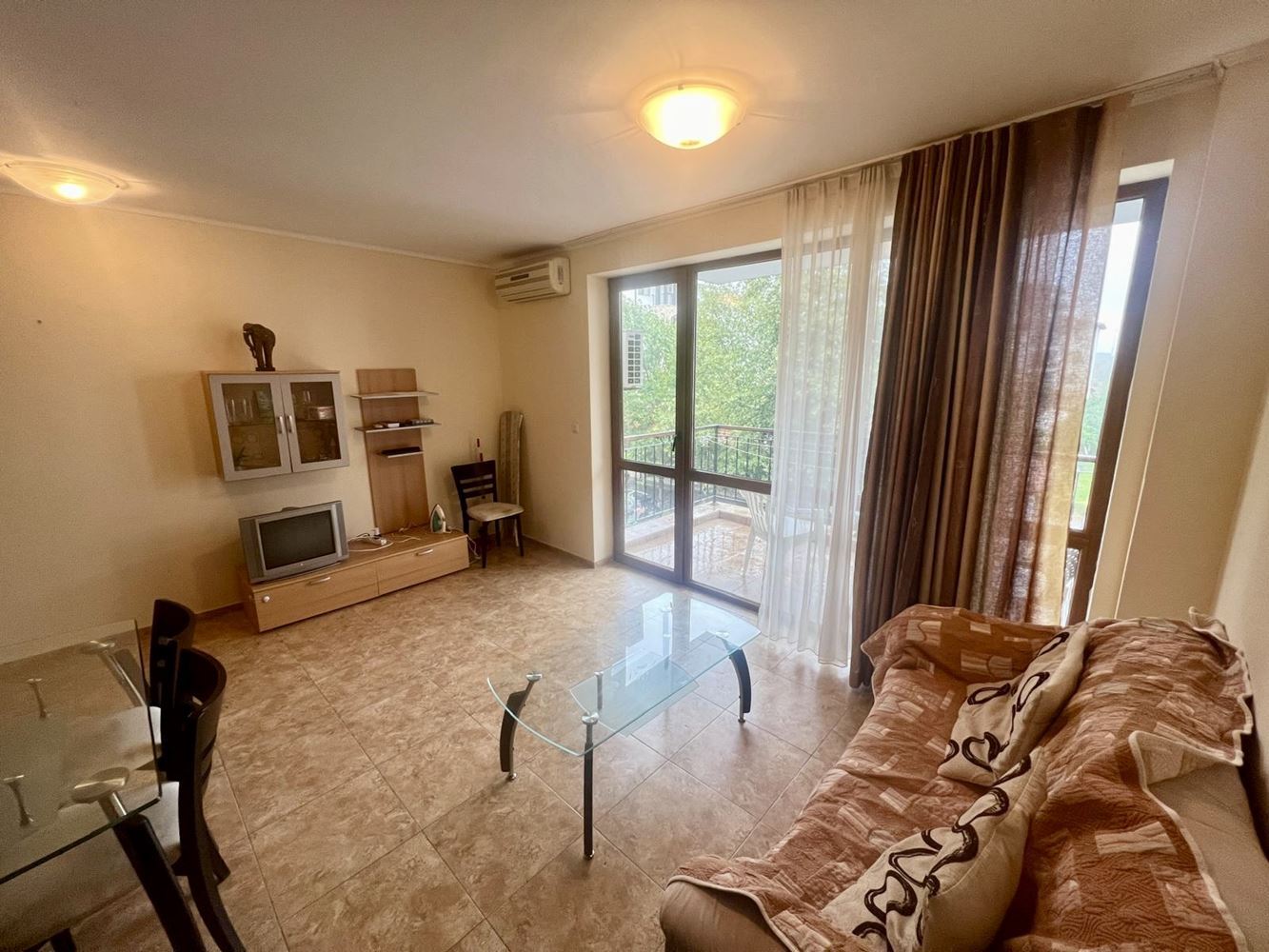 Spacious Two-Bedroom Apartment with Pool View in a Prestigious Complex in Nessebar