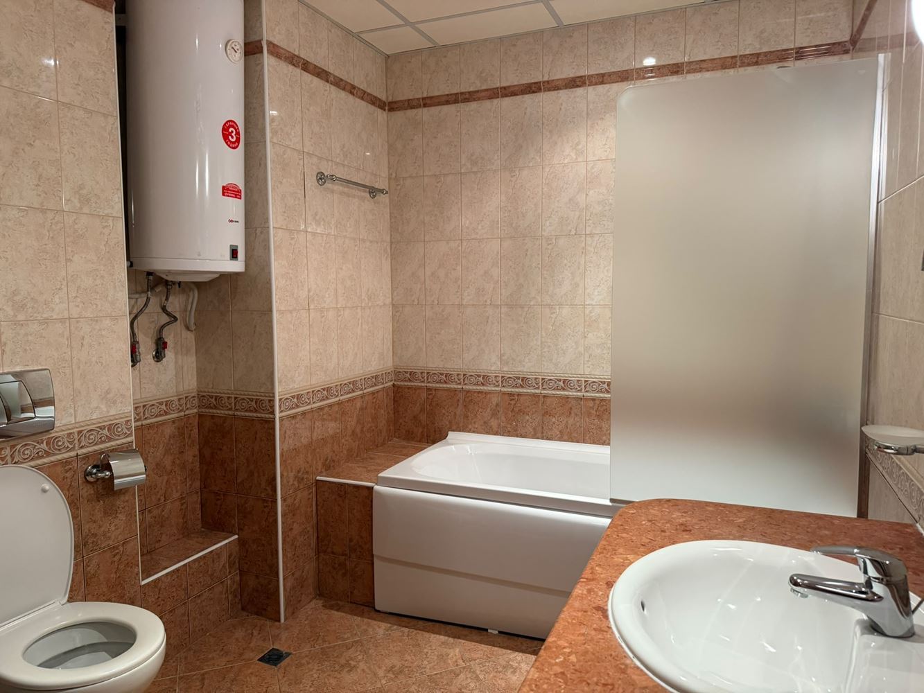 Spacious One-Bedroom Apartment on the First Line in Pomorie