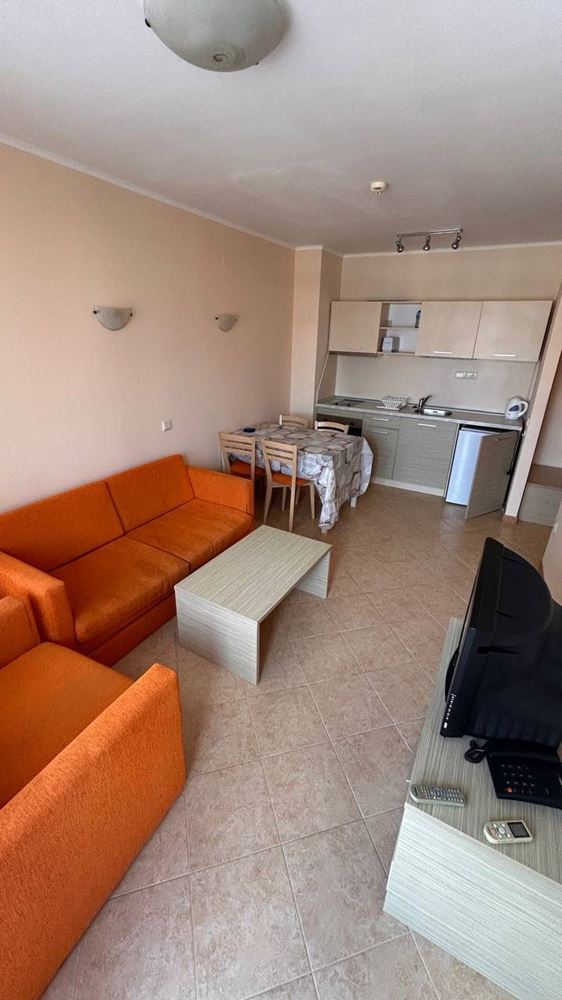 Panoramic One-Bedroom Apartment in a Complex with Swimming Pools, SPA and a Huge Green Garden in Sunny Beach