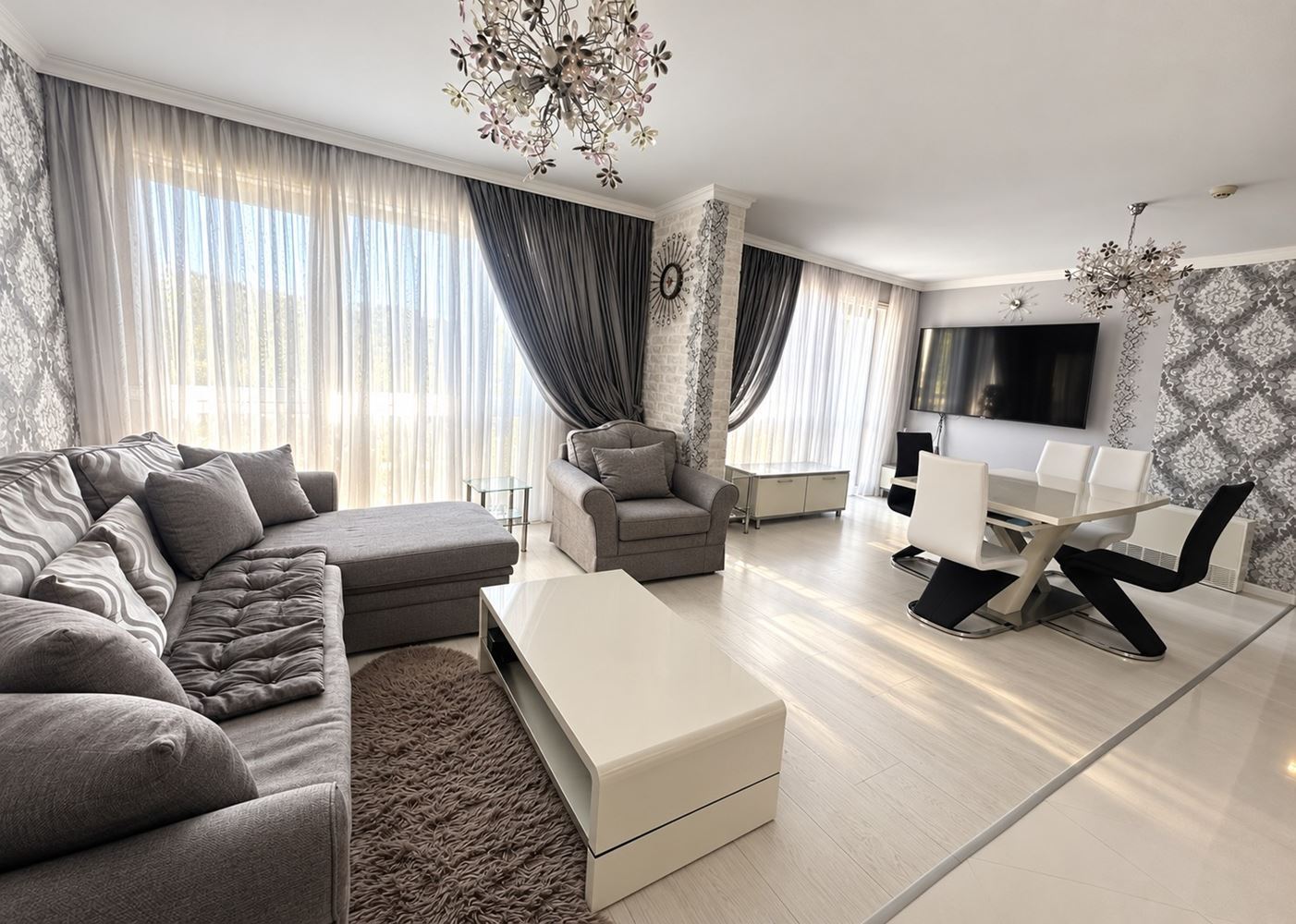 Sveti Vlas: A Particularly Interesting Property with a Pleasant Pool View