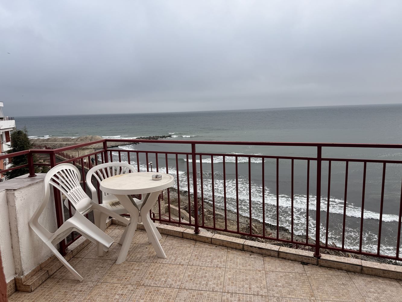 Two-room Apartment on the First Line with Direct Sea View – Sunny Beach