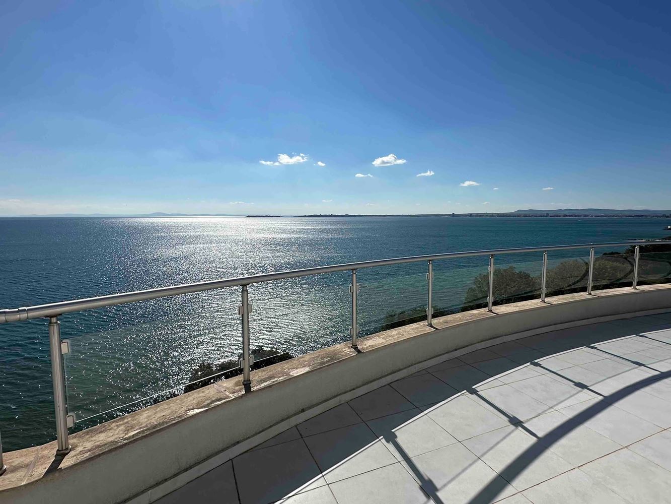 First-Line Sea Property in Sveti Vlas – Impressive Three-Bedroom Maisonette with Panoramic View and Huge Terrace