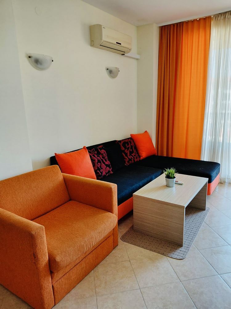 Seaside Comfort with Pool View – One-Bedroom Apartment in a Prestigious Complex in Sunny Beach