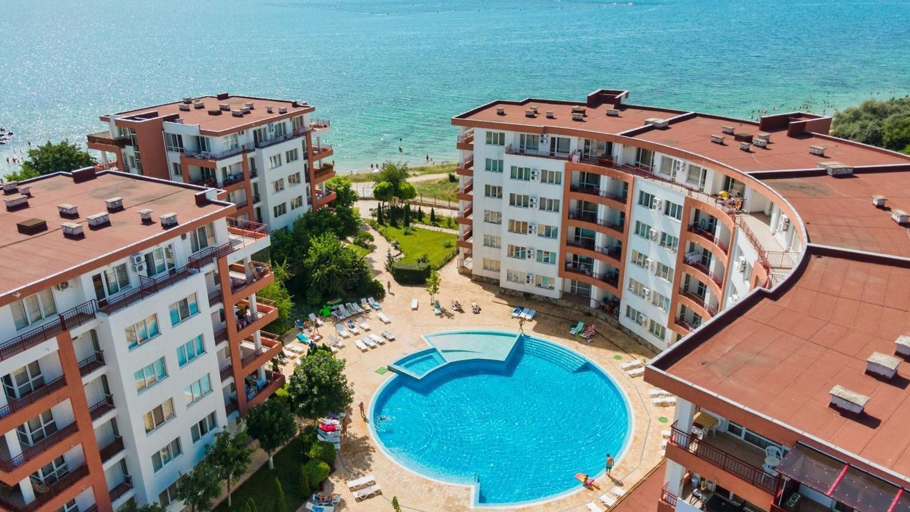 Spacious Studio on the First Line in Ravda – with an Option for Installment Payments