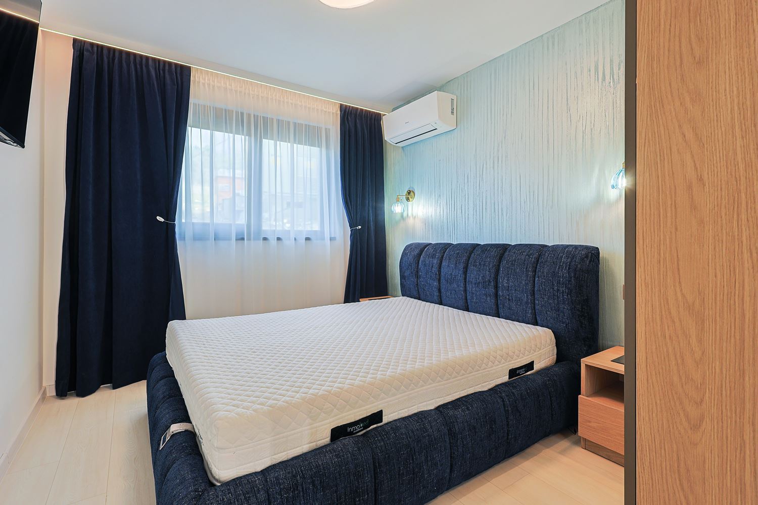 Two-Room Apartment with Sea Views and Designer Renovation in a Green Complex in Sunny Beach