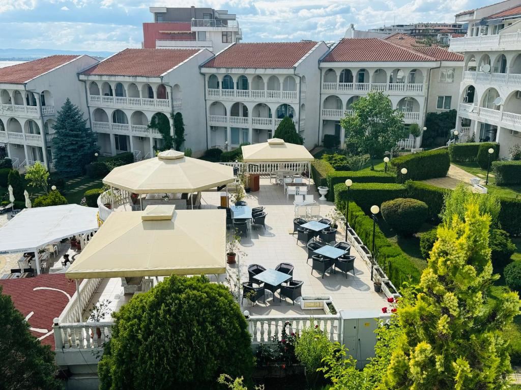 Stylish one-bedroom apartment in an elite complex in the heart of Sveti Vlas