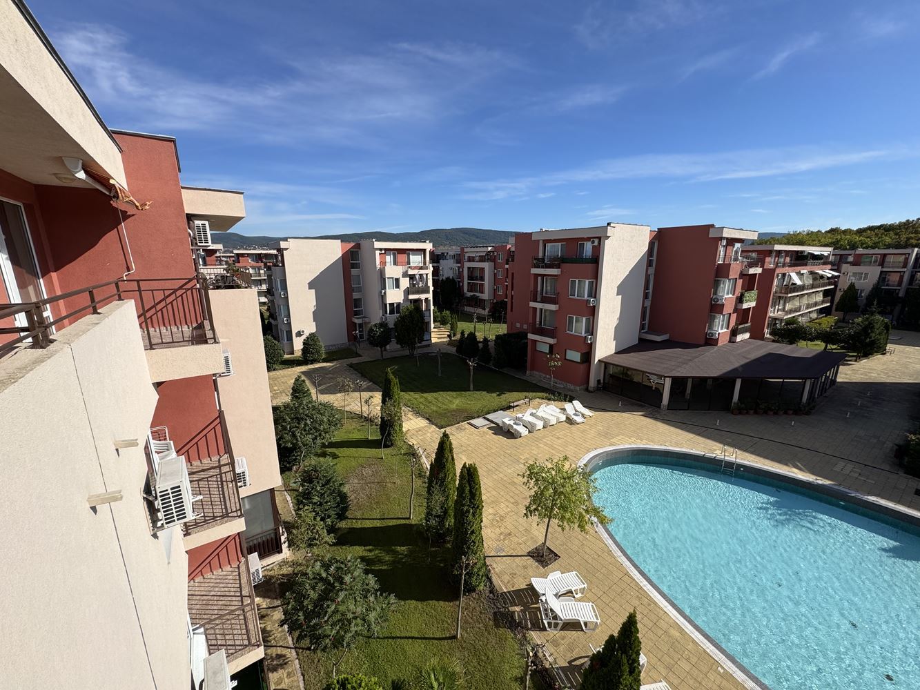 Studio with pool view in a complex with excellent infrastructure in Sunny Beach
