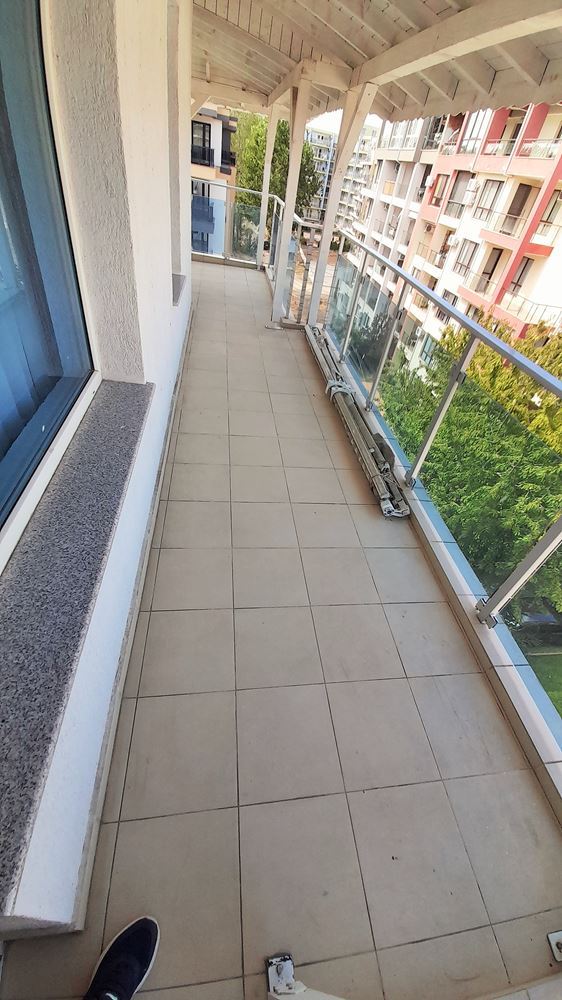 Cozy One-Bedroom Apartment with Spacious Terraces and a Low Maintenance Fee in Sunny Beach