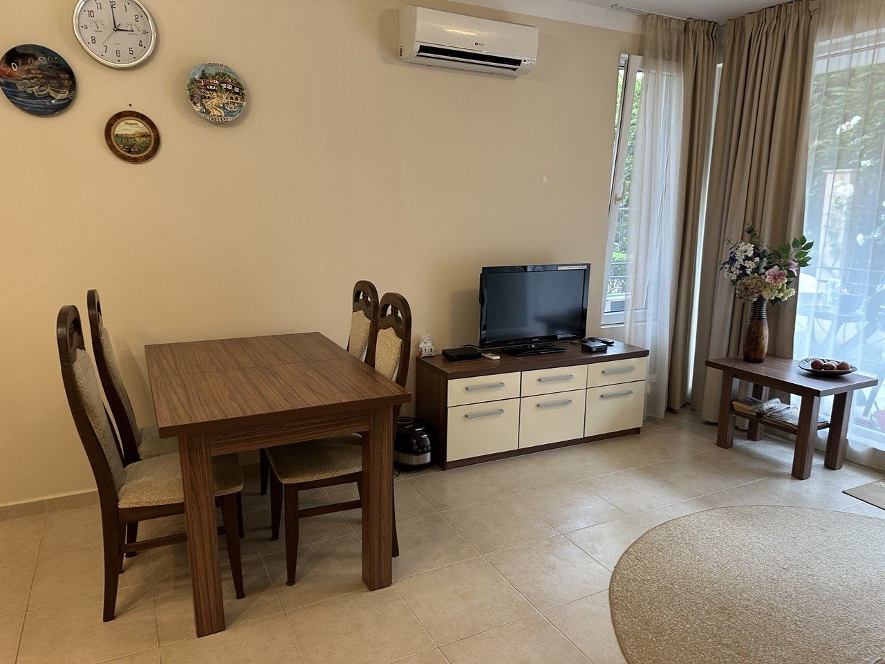 One-Bedroom Apartment with a Beautiful View in Pomorie – A Cozy Home by the Coast
