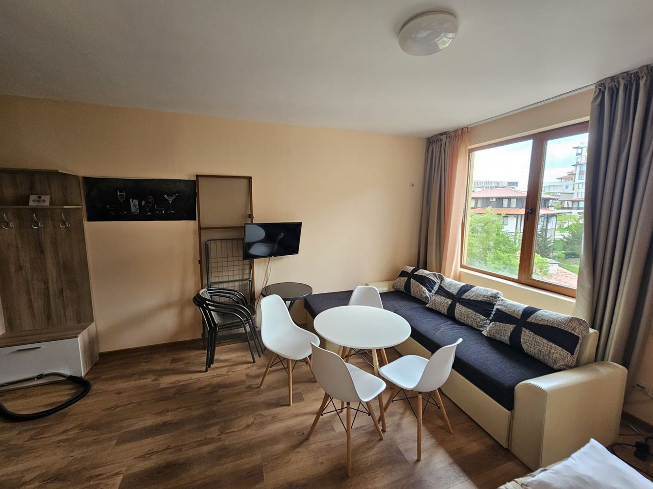 Cozy Studio on the First Sea Line with a Seaside Atmosphere in Sveti Vlas