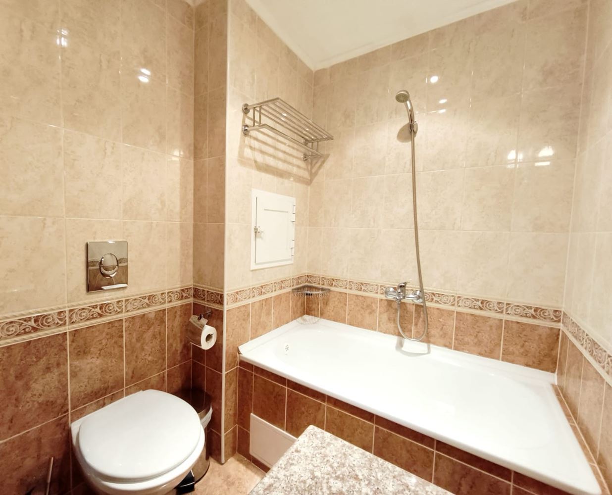 Luxury One-Bedroom Apartment on the First Line in Pomorie – Comfort and Seaside Atmosphere