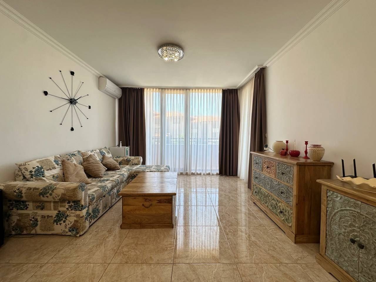 Two-Bedroom Apartment with Sea View 200 m from the Beach in Sveti Vlas