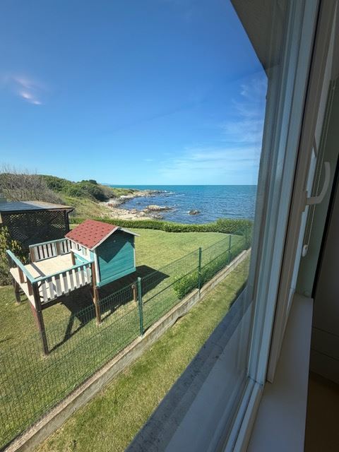 Spacious Apartment with 2 Bedrooms on the First Sea Line with Frontal Panoramic Sea View