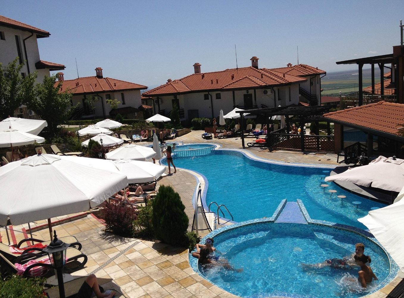 Renovated one-bedroom apartment with panoramic view in a modern complex near Sunny Beach