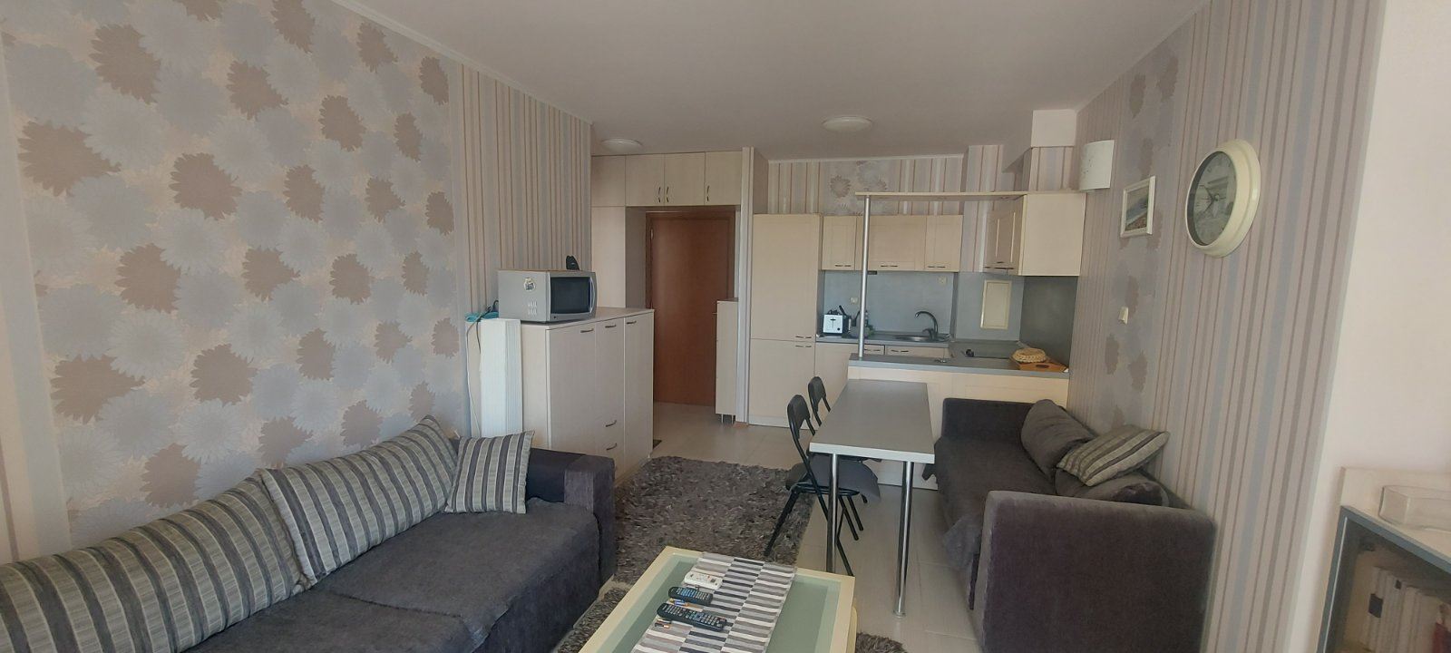 Spacious one-bedroom apartment in a gated complex in Sunny Beach – comfort, tranquillity and an excellent environment
