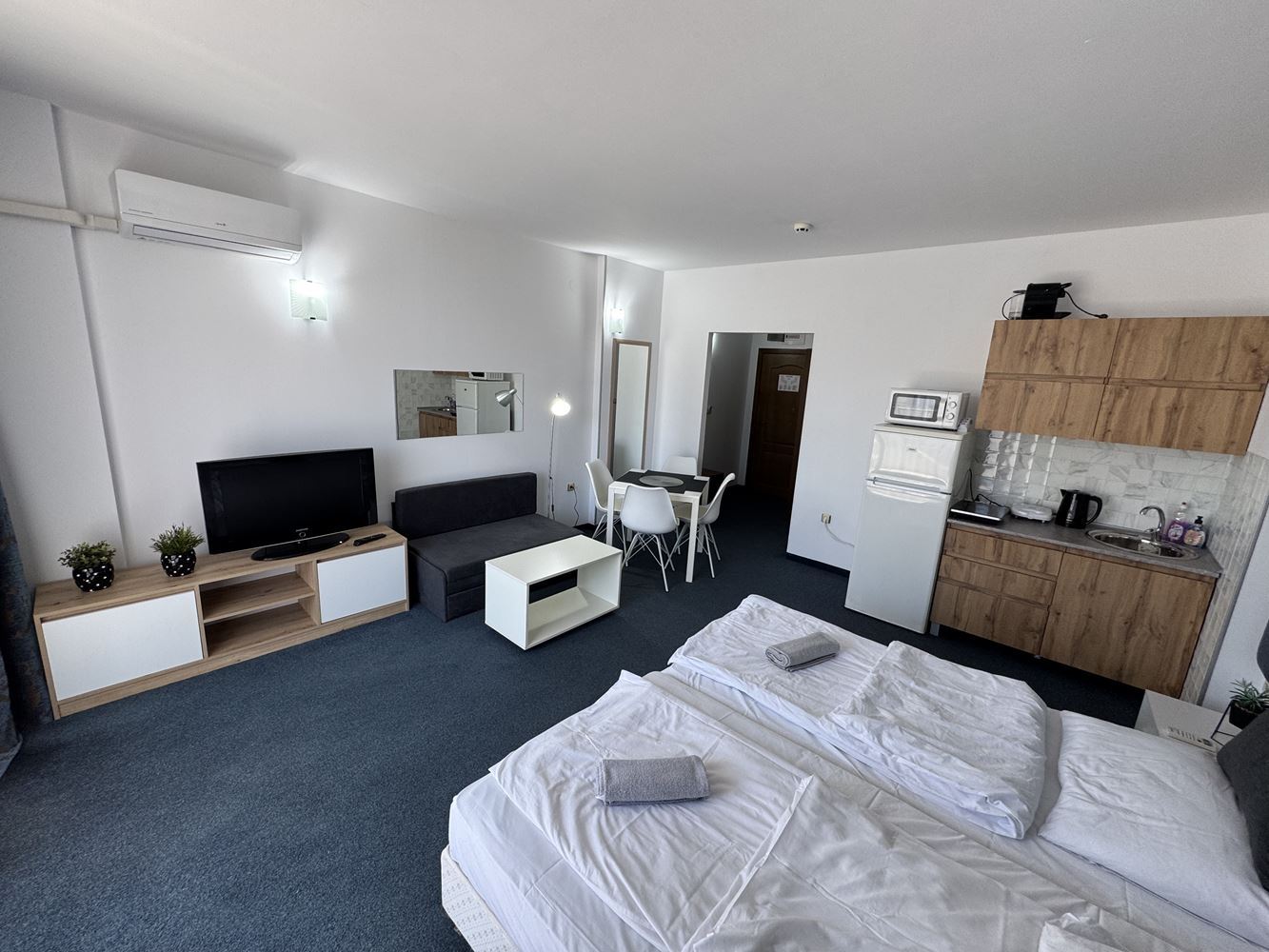 Panoramic Studio Steps Away from the Sea in Sunny Beach – Luxury, Comfort and a Prestigious Location