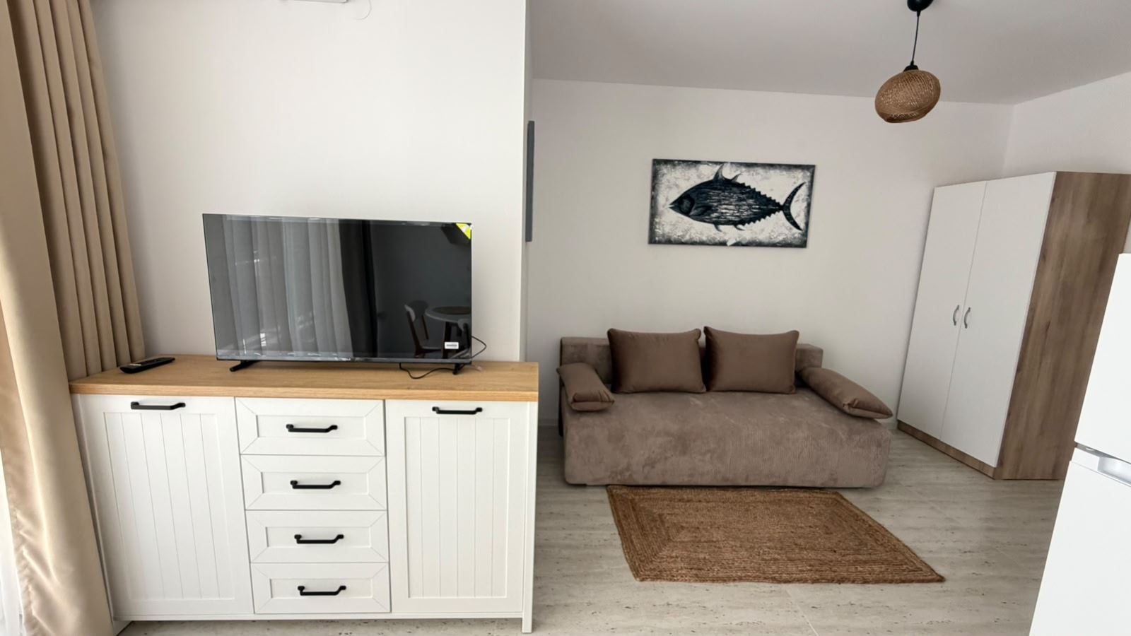 Beautiful spacious studio with sea view only 100 m from the beach in Sveti Vlas