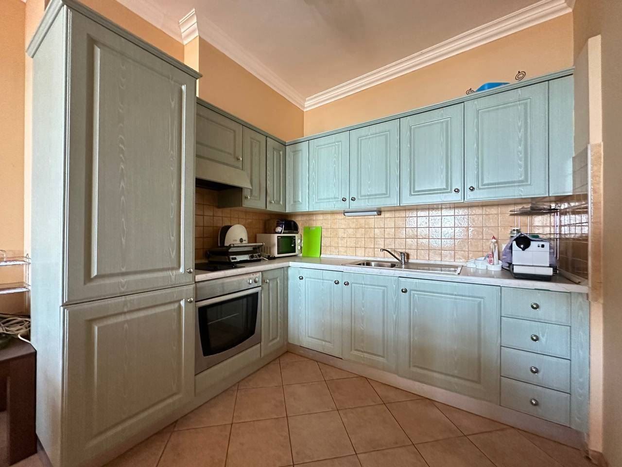 Spacious Apartment with Sea View on the First Line in Pomorie – Holiday Property with the Feeling of a Luxury Resort