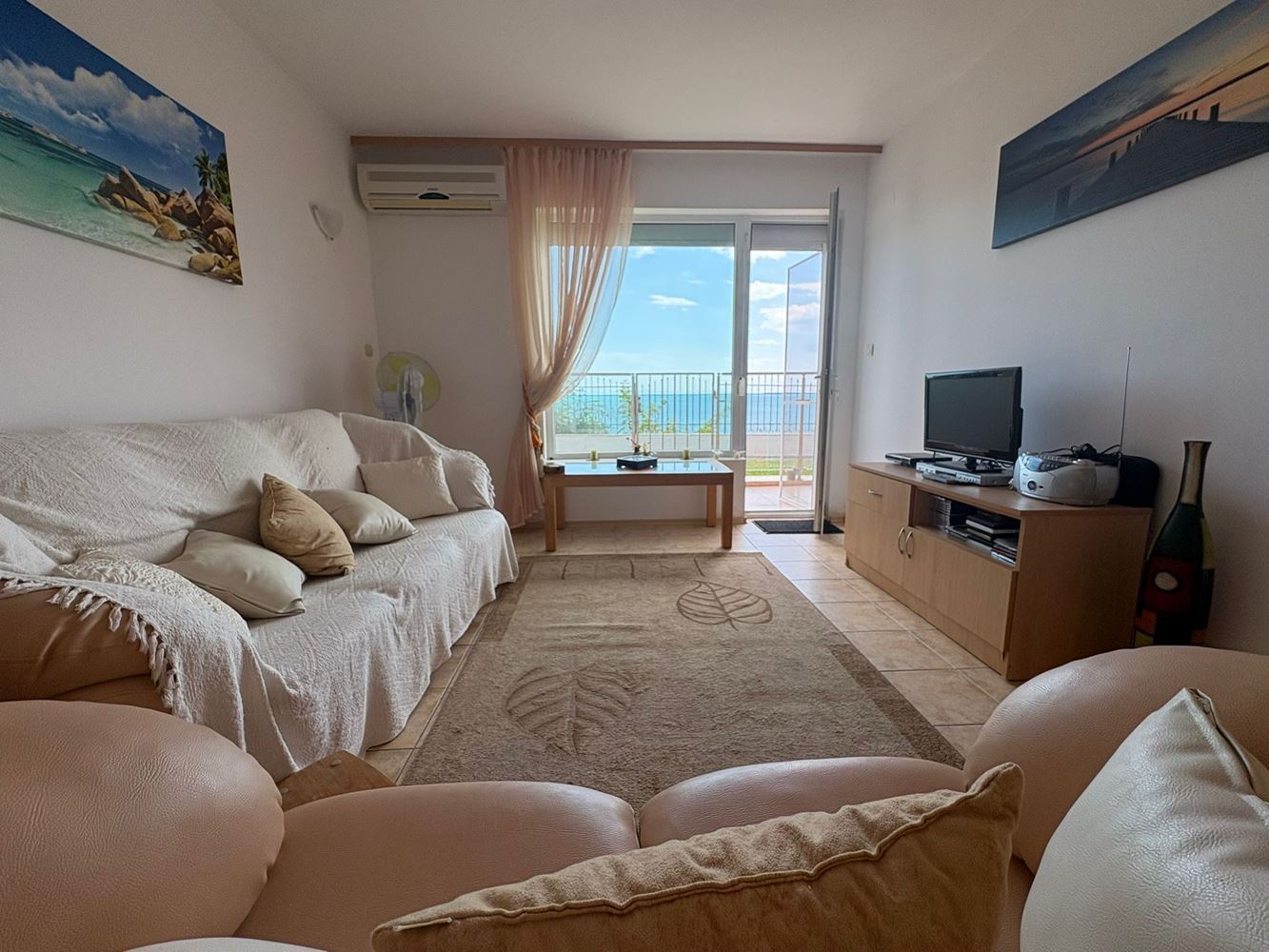 One-Bedroom Apartment with Direct Sea View in Sveti Vlas – Comfort, Tranquility and Resort Lifestyle