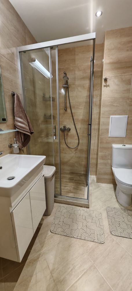 Stylish Apartment in Sveti Vlas – Completely Renovated and Only Meters from the Beach