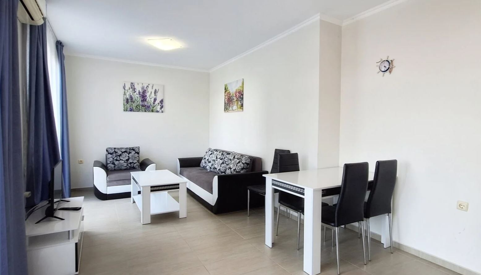 One-Bedroom Apartment on the First Sea Line in Sveti Vlas – Cozy Property with Pool and Sea View