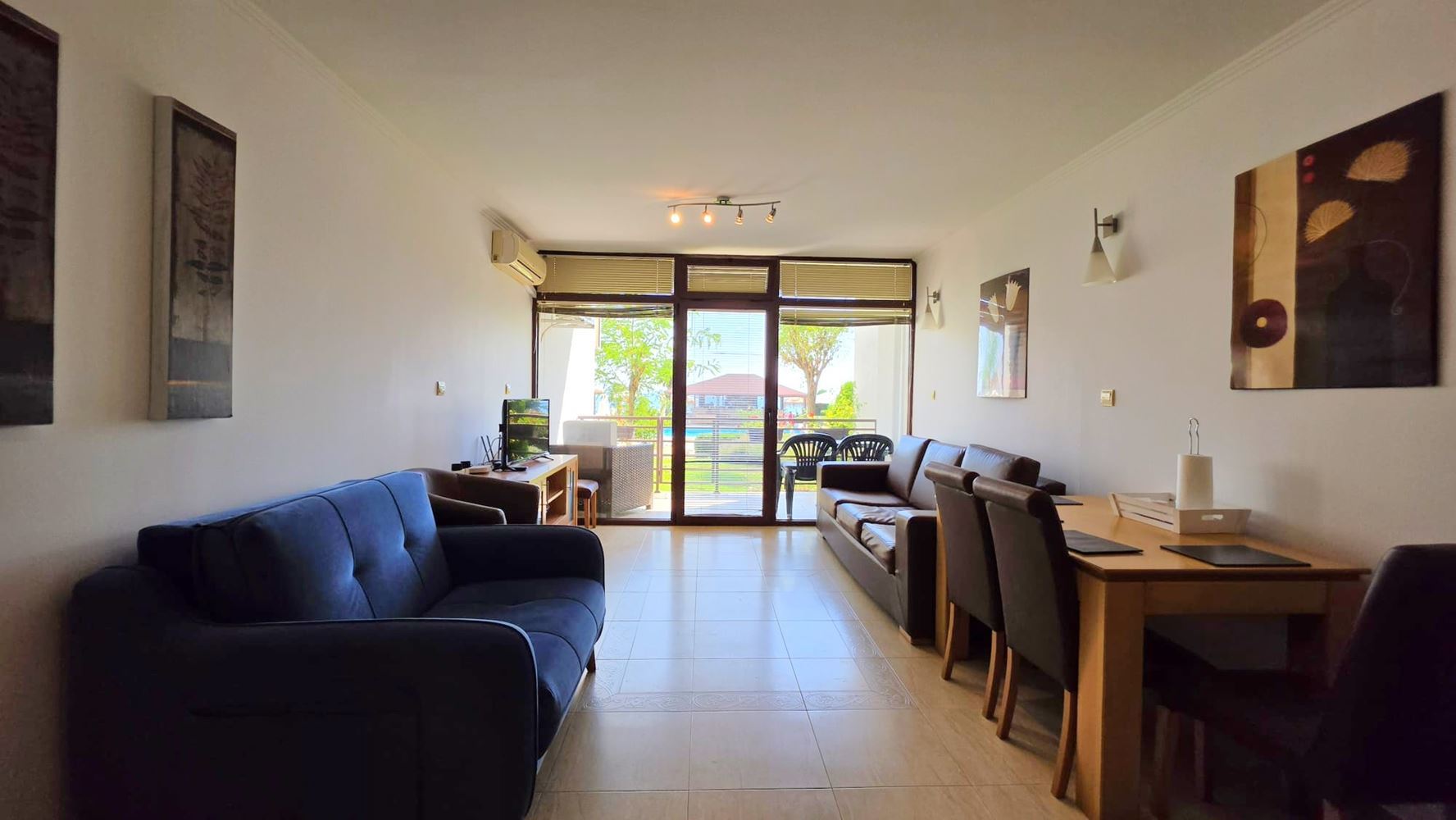 Your Seaside Oasis on the First Line in Sveti Vlas