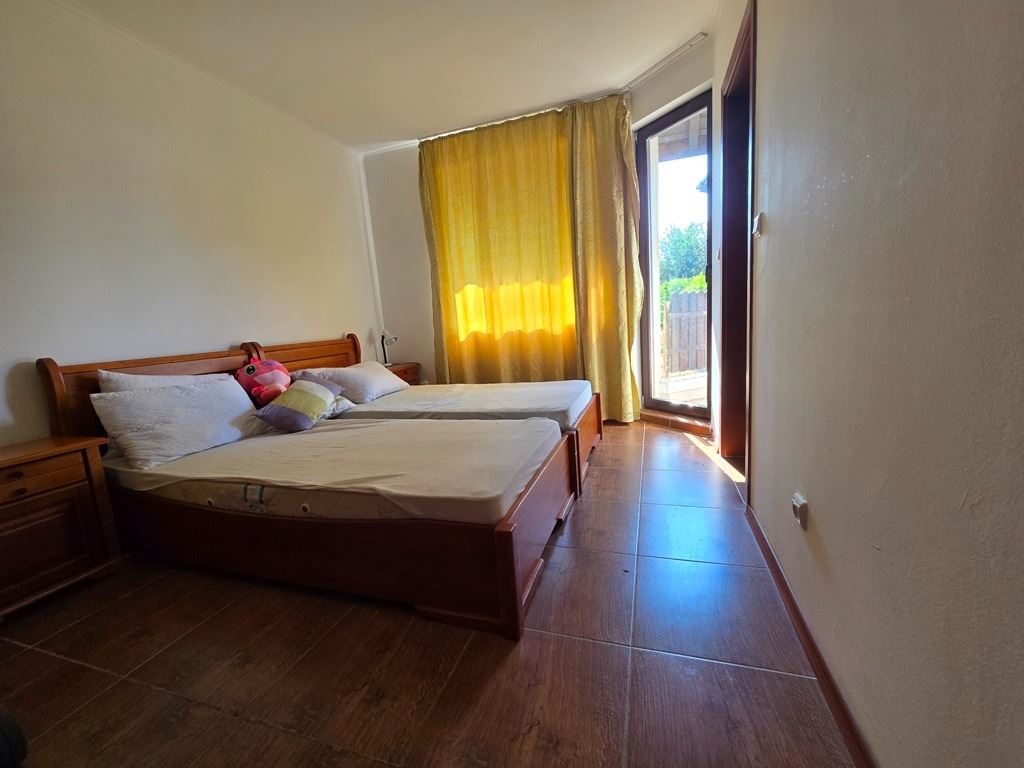 Spacious two-bedroom apartment in a modern complex with pools and excellent infrastructure – ready to move in or for investment