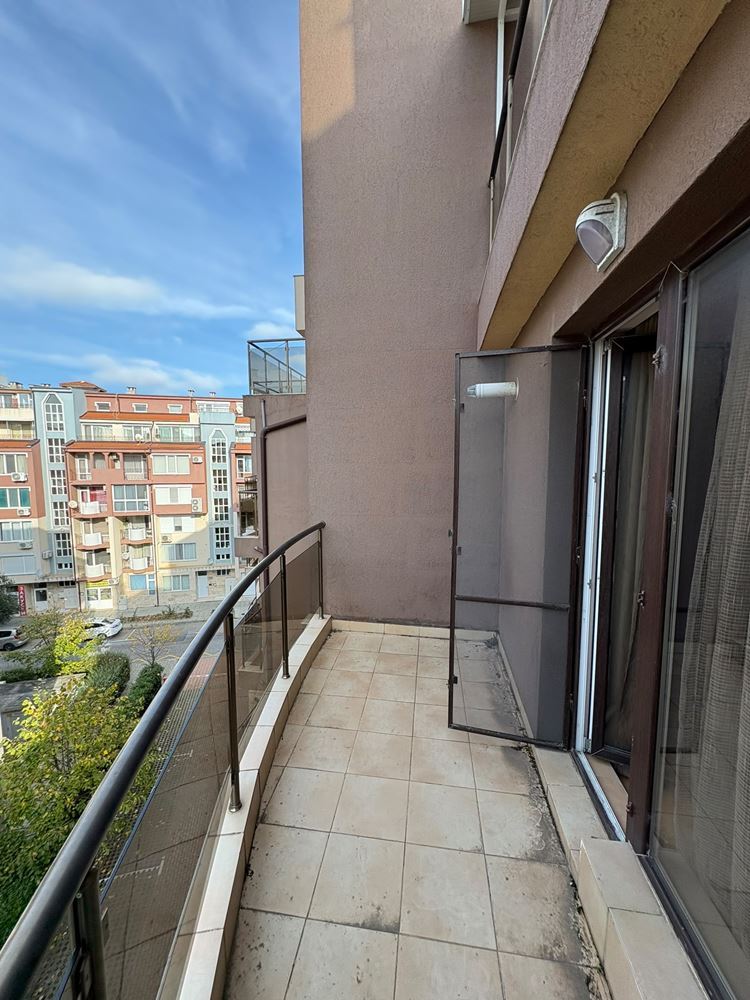 One Bedroom Apartment, 50 Metres from the Sea in Pomorie
