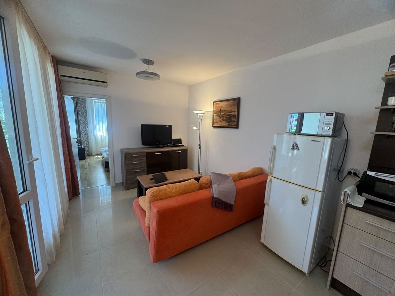 South-Facing Apartment with Two Bedrooms and Underground Parking Space 200 m from the Sea in Pomorie