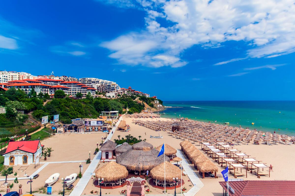 Luxury Two-Bedroom Apartment on the First Line to the Sea in Sveti Vlas – Exceptional Sea Atmosphere and Prestigious Comfort
