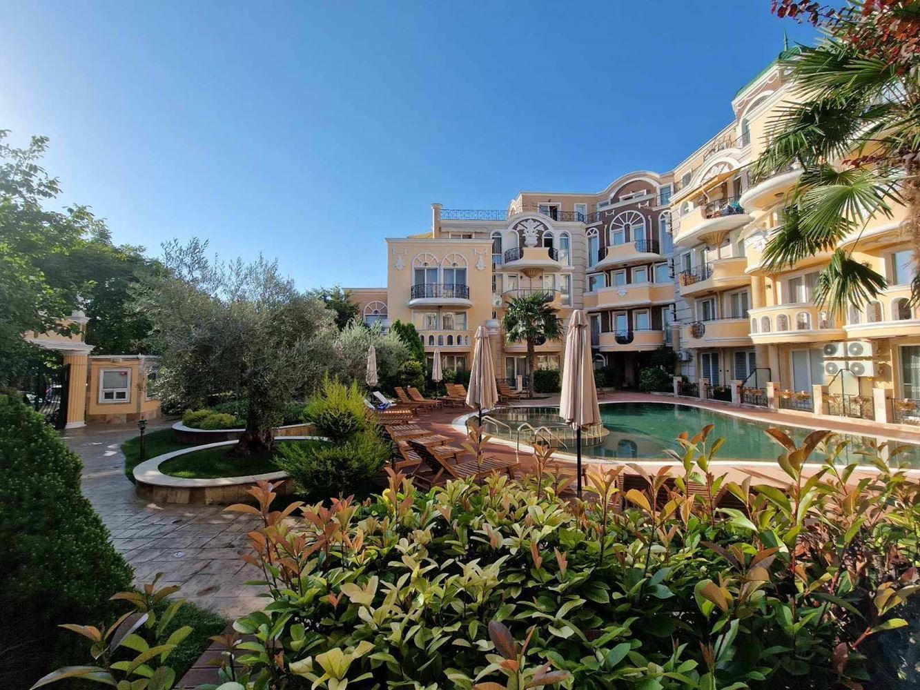 Spacious One-Bedroom Apartment in a Peaceful Seaside Complex in Ravda