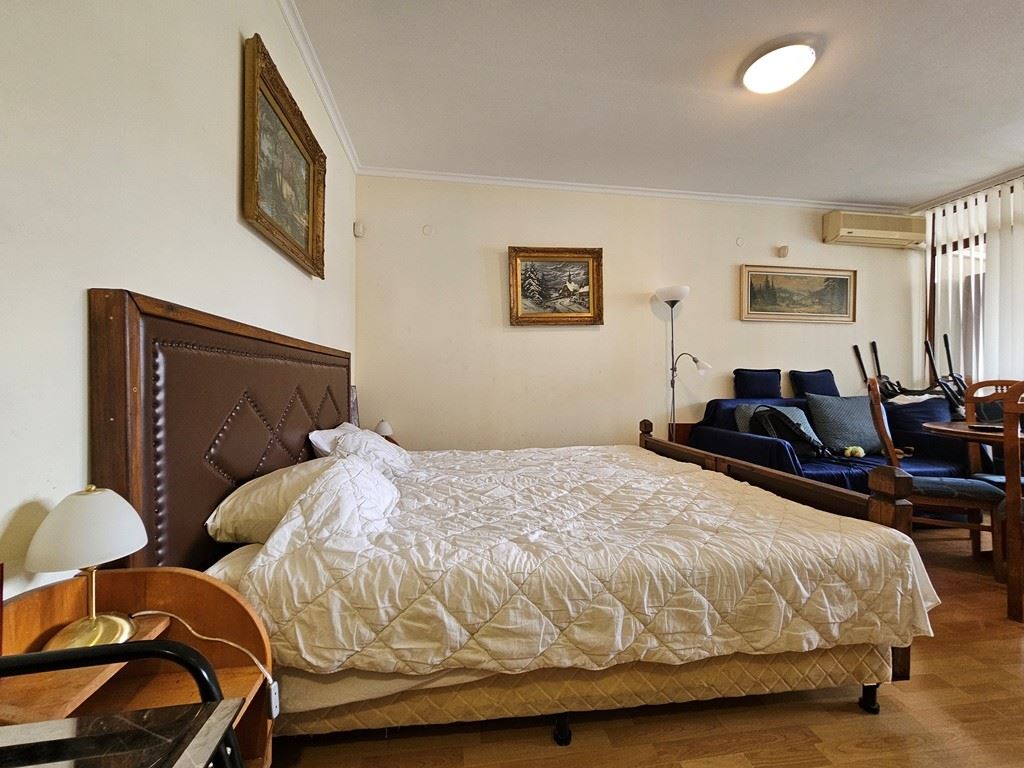 Spacious studio with pool view in Sunny Beach – comfort and excellent location near Cacao Beach