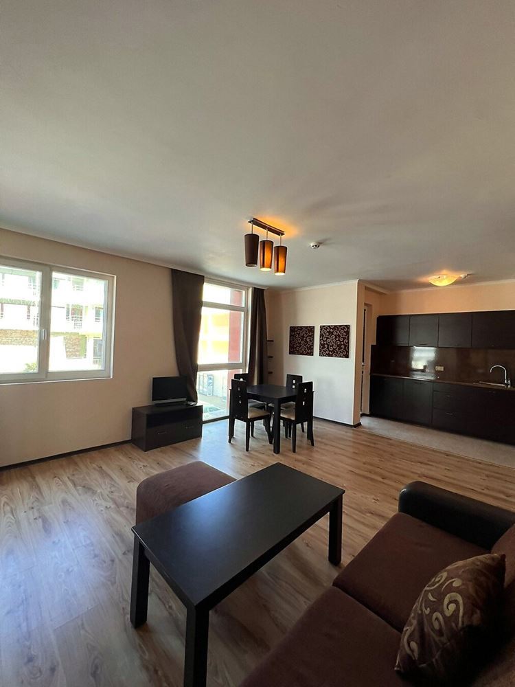 Spacious one-bedroom apartment 50 meters from the beach in Sunny Beach – excellent location and comfort in a gated complex