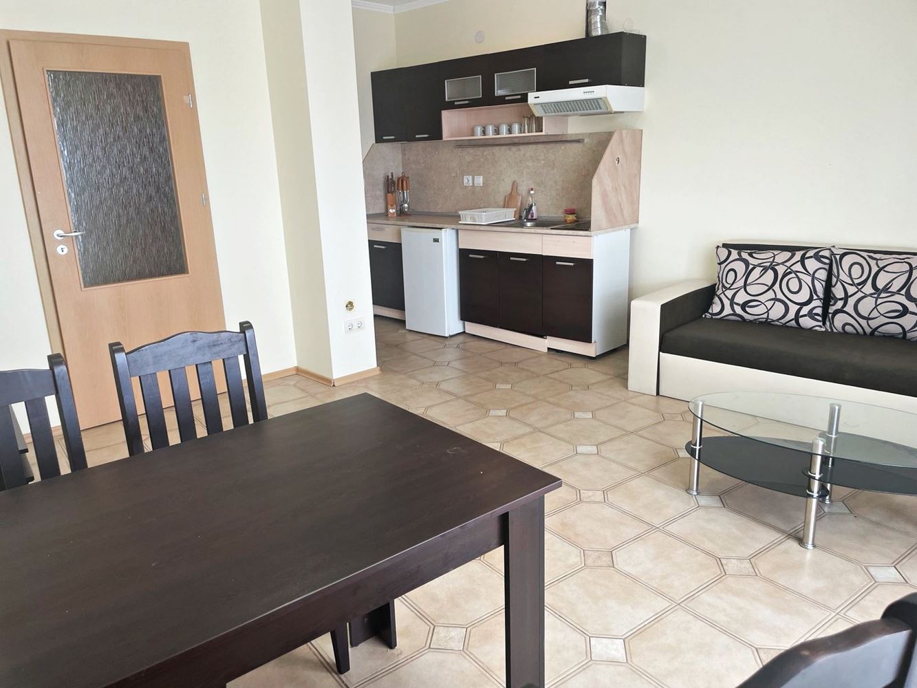 Spacious One-Bedroom Apartment with Pool View in Sunny Beach