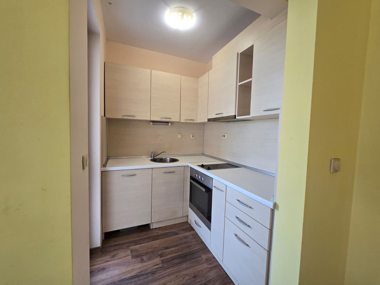 Furnished One-Bedroom Apartment with Sea View in Sozopol – No Maintenance Fee and a Short Walk to the Beach